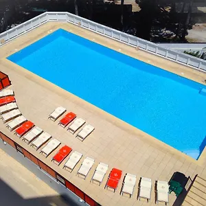 Apart Otel Tropicana ***