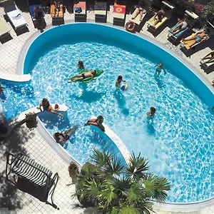 Otel Acquamarina ***
